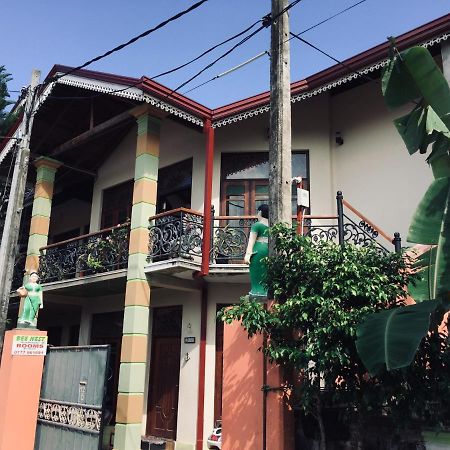 Bee Nest Bed & Breakfast เนกอมโบ ภายนอก รูปภาพ